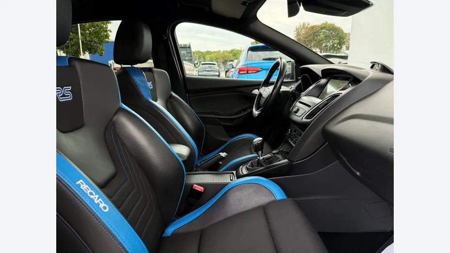 FORD Focus Focus RS