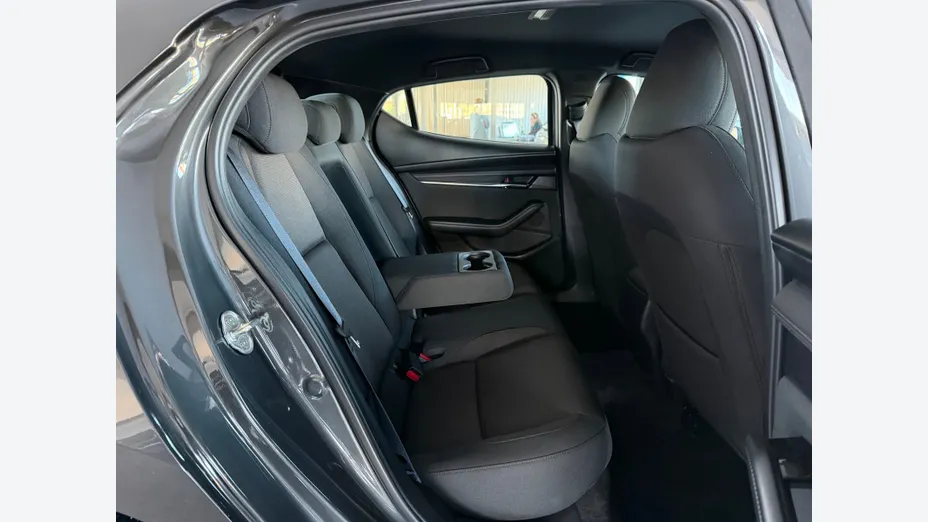 MAZDA 3 3 2.0 mHEV Kanjo aut