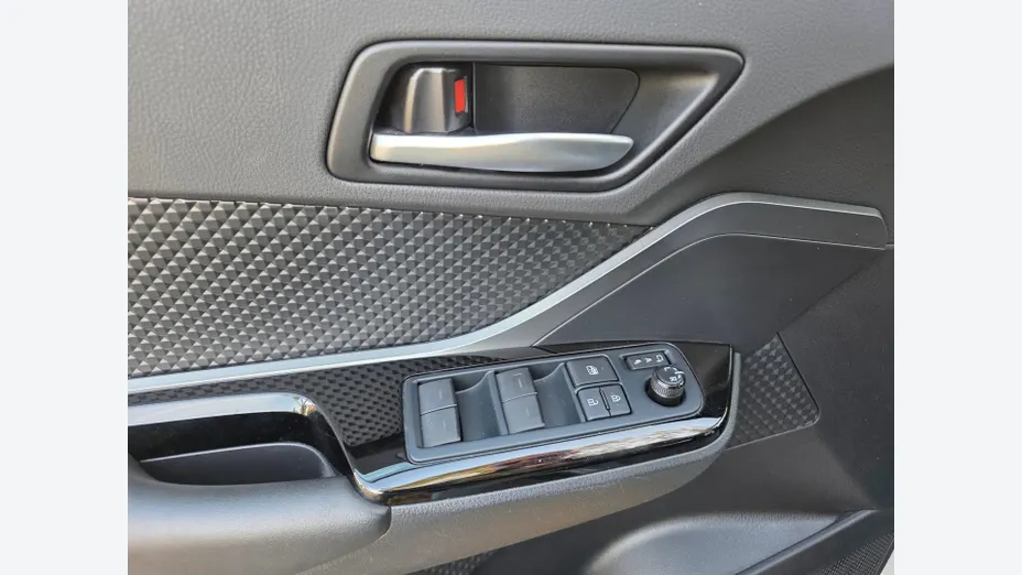 TOYOTA C-HR -