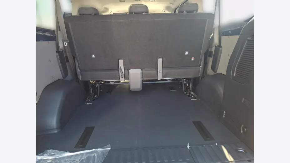 VOLKSWAGEN Transporter Transporter Kombi TDI L2H1 M1 Nowy