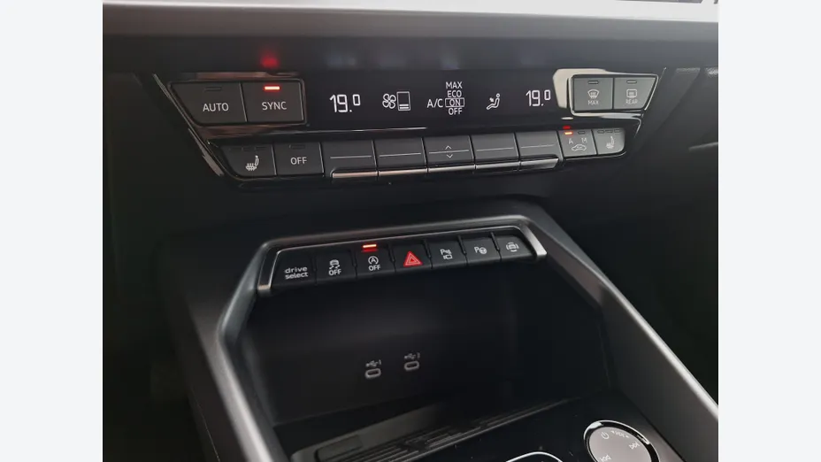 AUDI A3 Sportback -