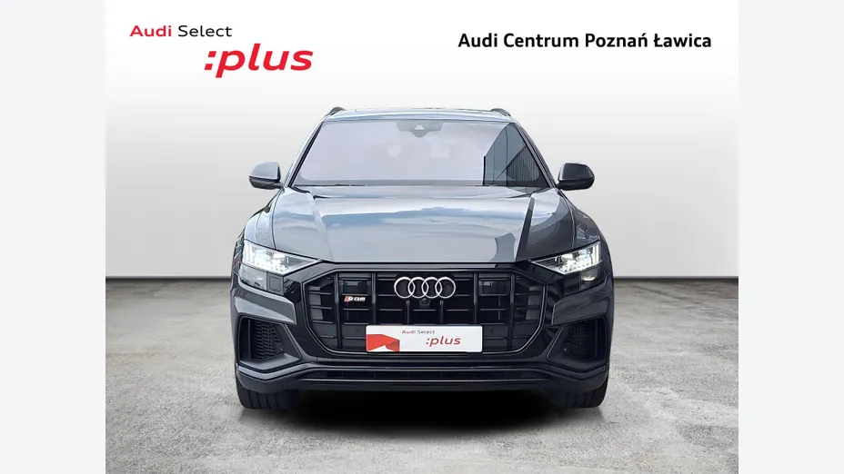 AUDI SQ8 -
