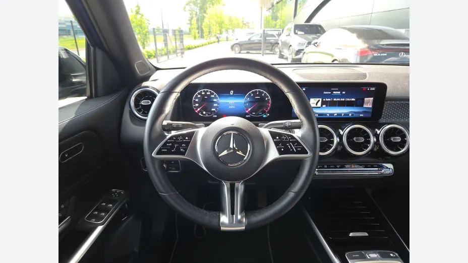 MERCEDES-BENZ GLB GLB 220 mHEV 4-Matic 8G-DCT