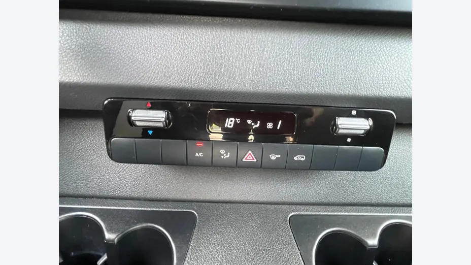 MERCEDES-BENZ Sprinter Sprinter 214 CDI 907.221