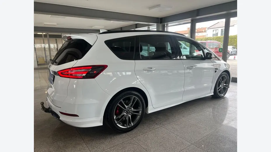 FORD S-MAX -