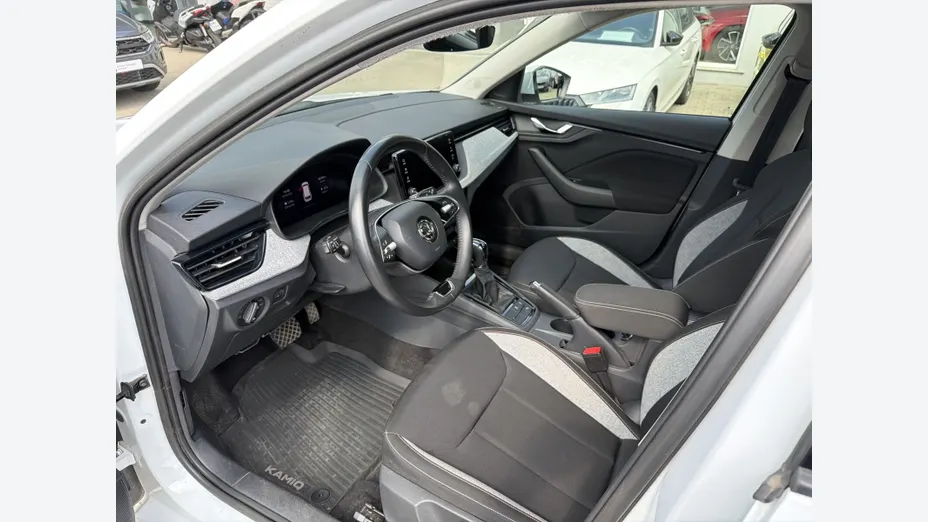 SKODA Kamiq Kamiq 1.0 TSI Selection DSG
