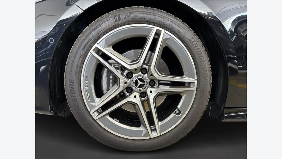MERCEDES-BENZ A Klasa A 200 AMG Line 7G-DCT