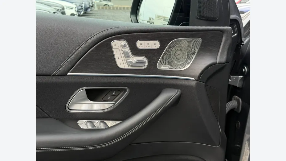 MERCEDES-BENZ GLS -