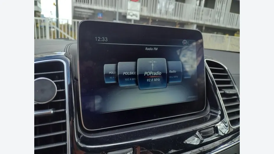 MERCEDES-BENZ GLS -