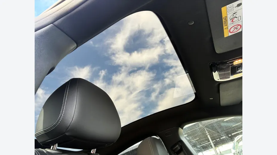 MERCEDES-BENZ CLA -