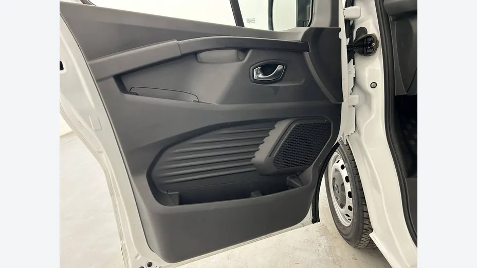 RENAULT Trafic -