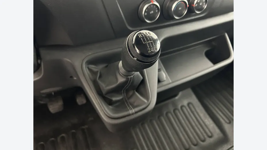 RENAULT Master -