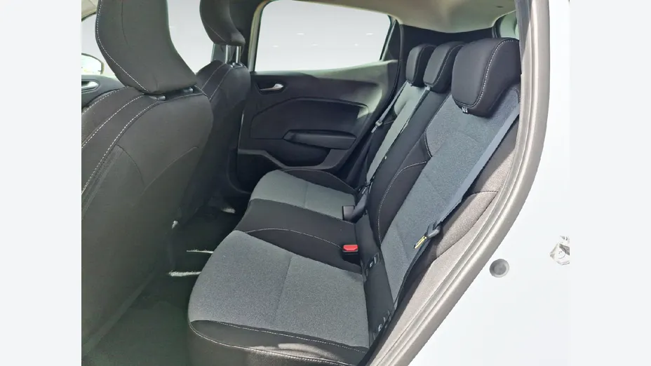RENAULT Clio -