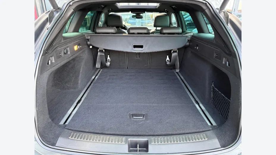 OPEL Insignia -
