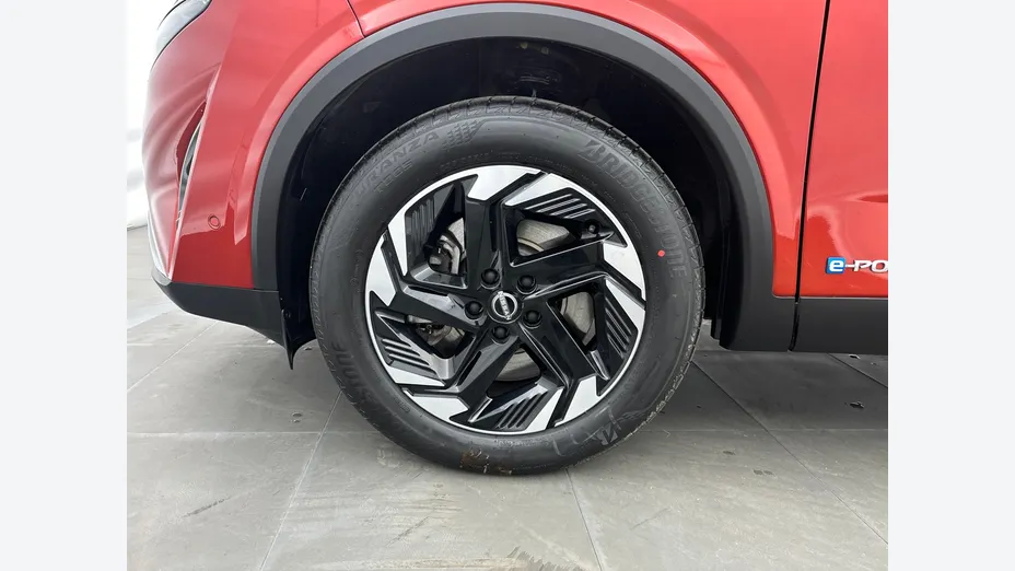 NISSAN Qashqai -