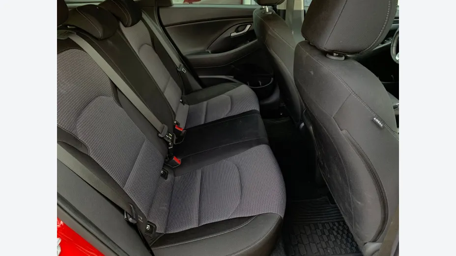 HYUNDAI i30 i30 1.0 T-GDI Modern