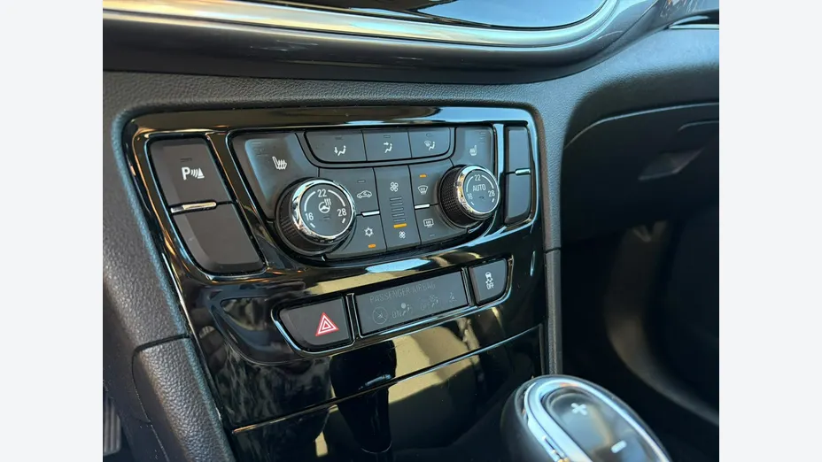 OPEL Mokka -