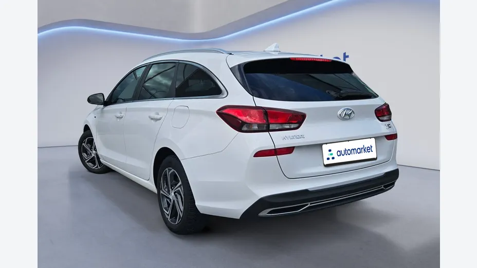 HYUNDAI i30 i30 1.5 T-GDI 48V Smart