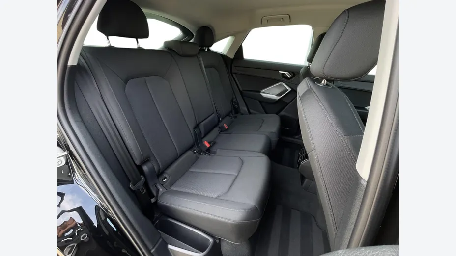 AUDI Q3 Sportback -