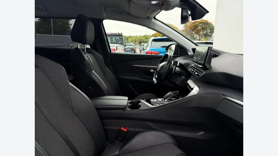 PEUGEOT 5008 5008 1.2 PureTech Allure Pack S&S EAT8