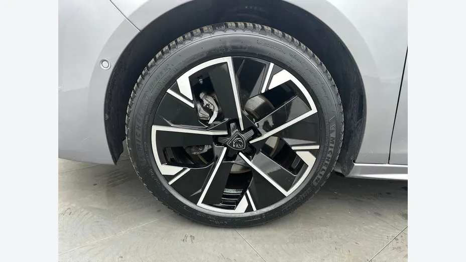 PEUGEOT 508 -