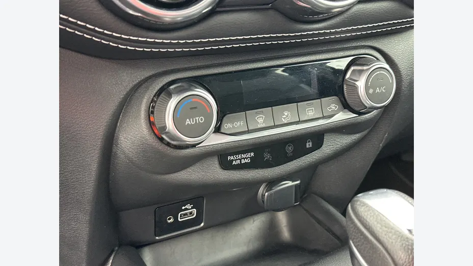NISSAN Juke -