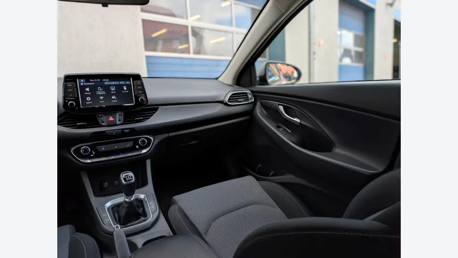 HYUNDAI i30 i30 1.0 T-GDI Modern
