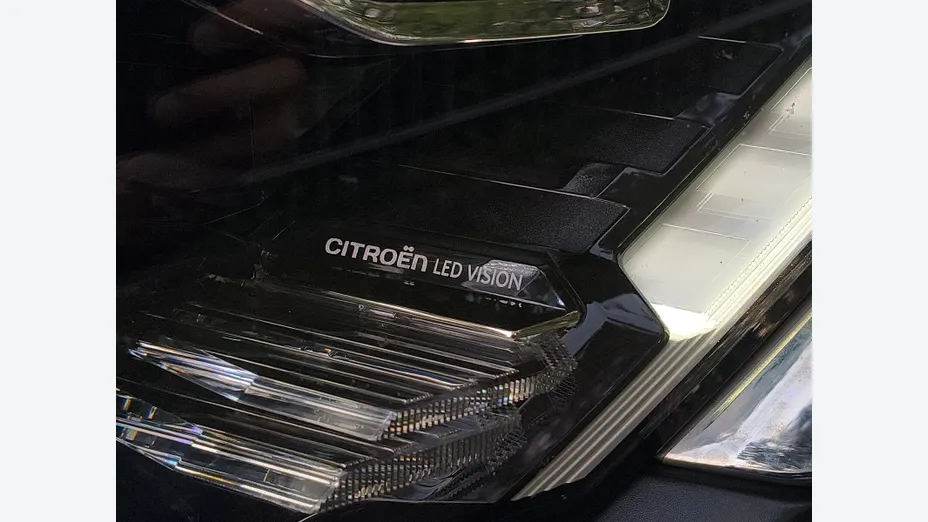 CITROEN C4 e-C4 EV136 50kWh Shine