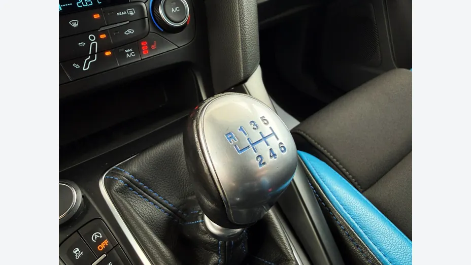 FORD Focus Focus RS