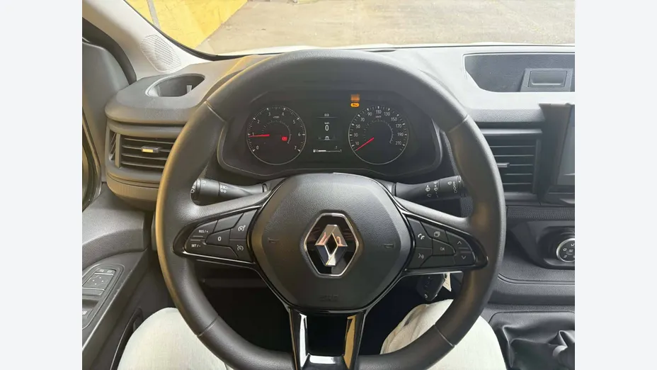 RENAULT Trafic -