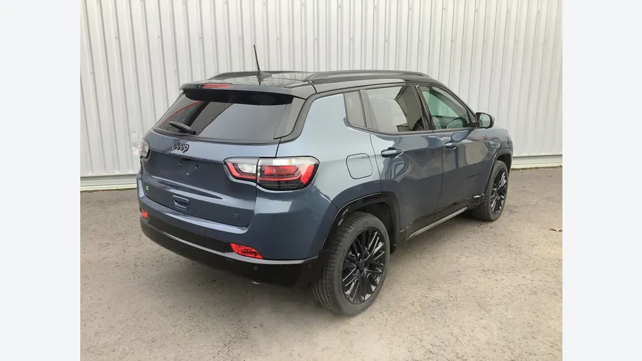 JEEP Compass -