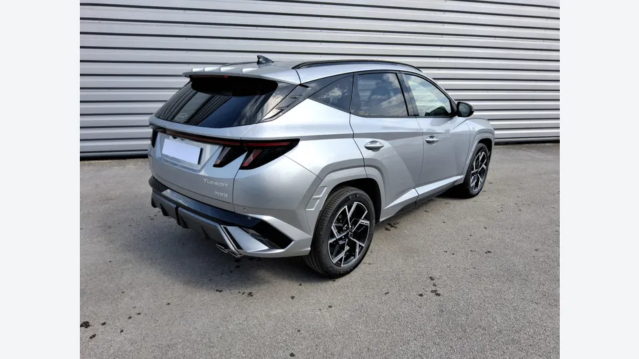 HYUNDAI Tucson -