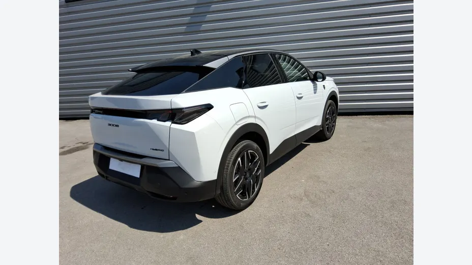 PEUGEOT 3008 -