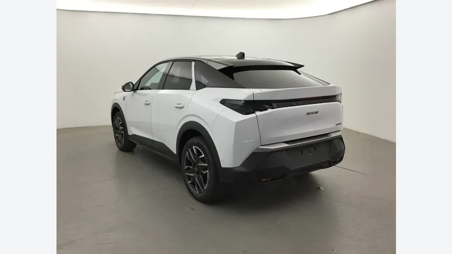 PEUGEOT 3008 -
