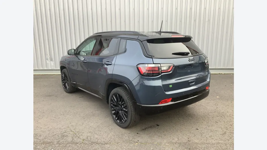 JEEP Compass -