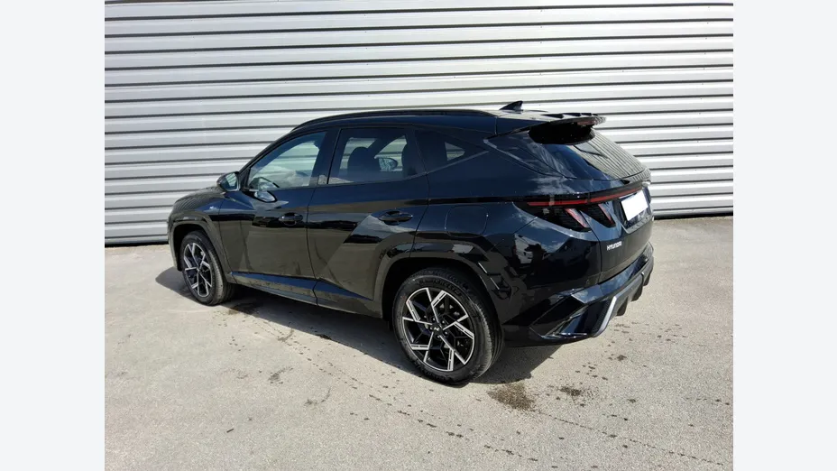 HYUNDAI Tucson -