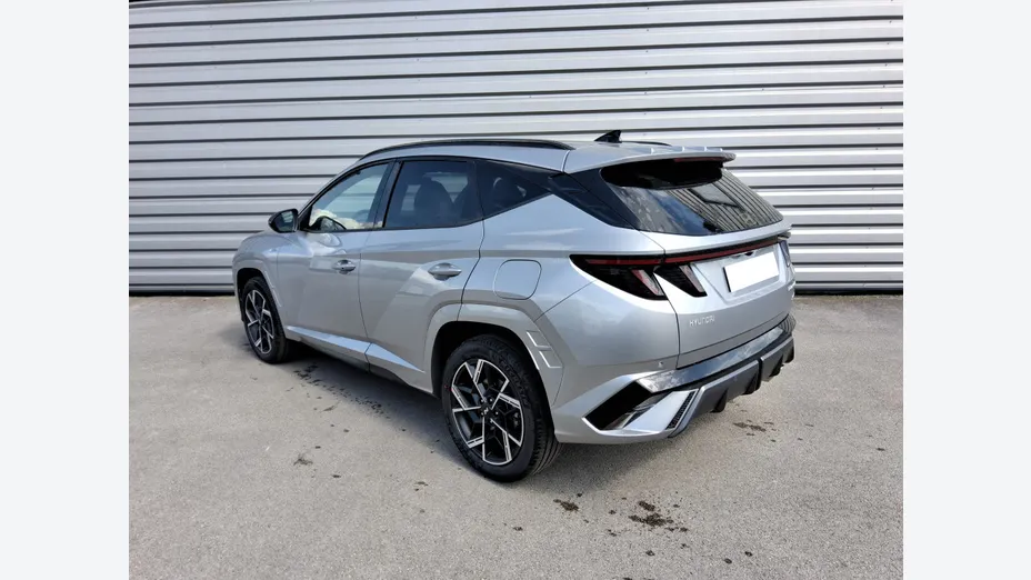 HYUNDAI Tucson -