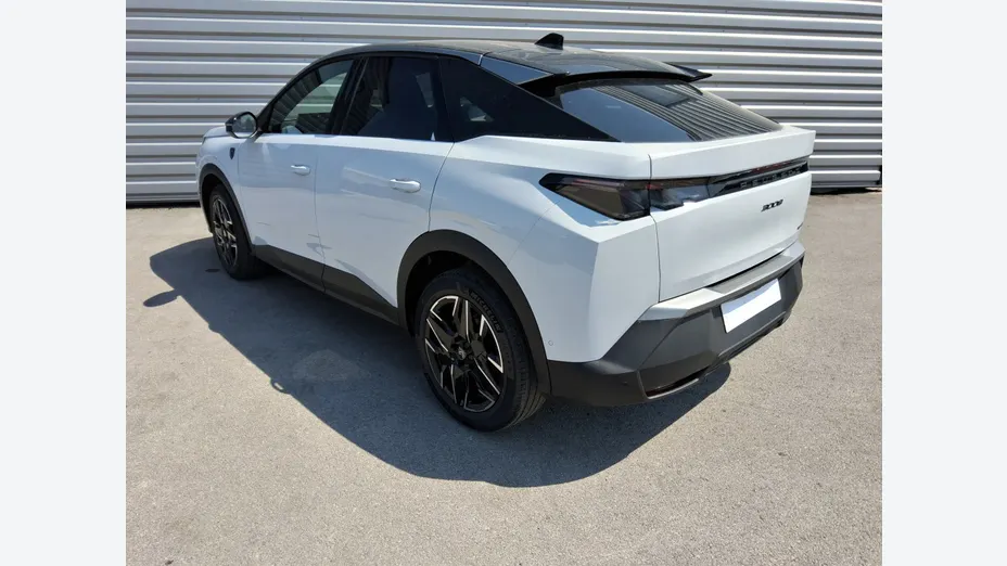 PEUGEOT 3008 -