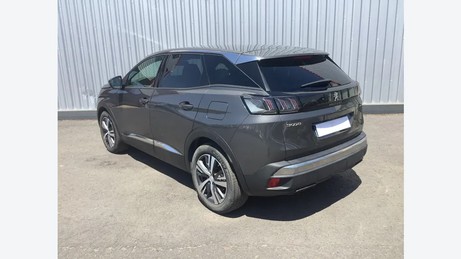 PEUGEOT 3008 -