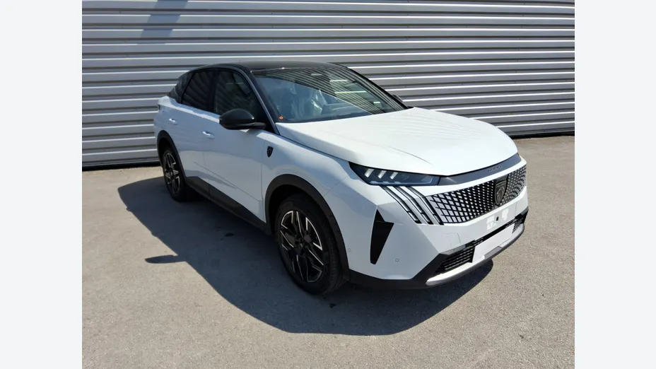 PEUGEOT 3008 -