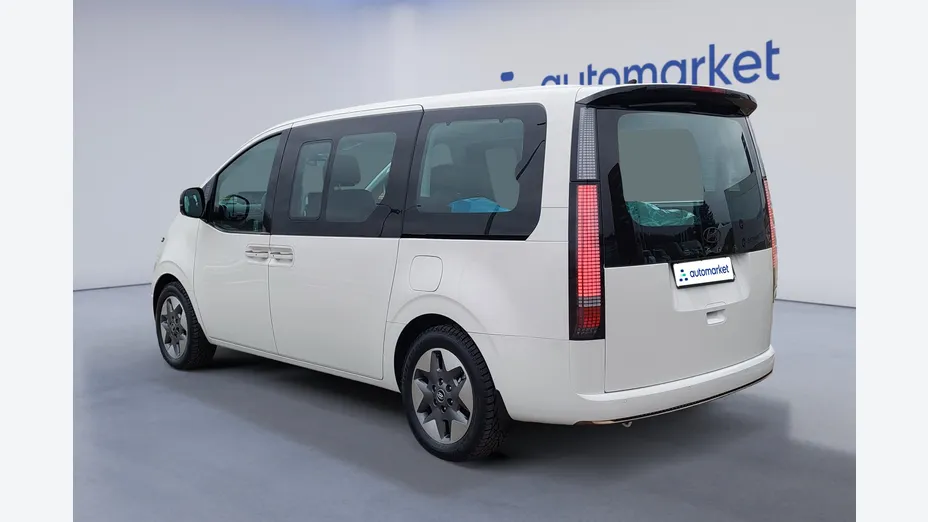 HYUNDAI Staria Staria 1.6 T-GDI HEV Luxury aut Nowy