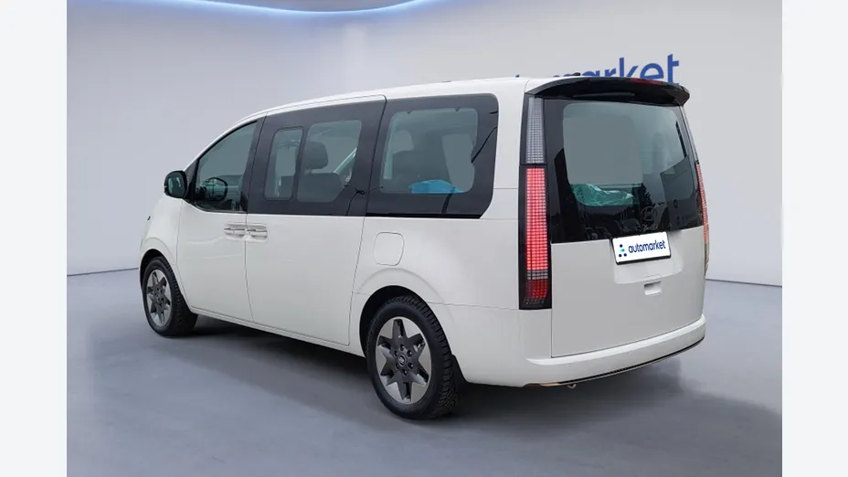 HYUNDAI Staria Staria 1.6 T-GDI HEV Luxury aut Nowy