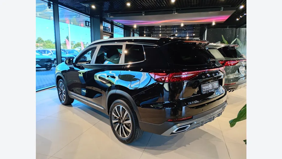 CHERY Tiggo 8 -