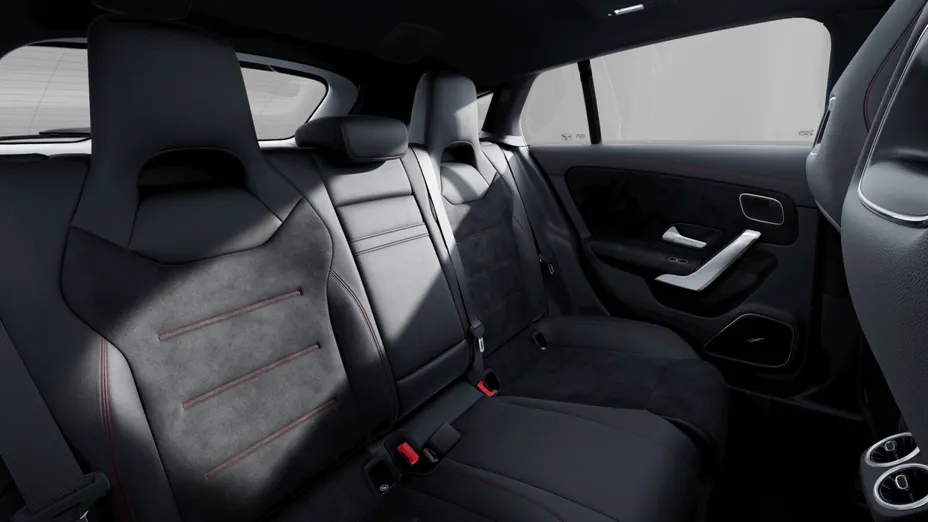 MERCEDES-BENZ CLA CLA 200 AMG Line 7G-DCT