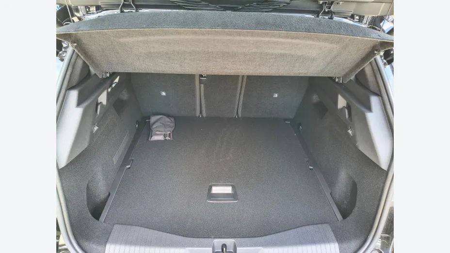 OPEL Grandland -