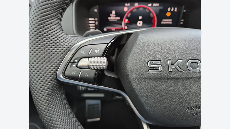 SKODA Karoq Karoq 1.5 TSI ACT Sportline DSG Nowy