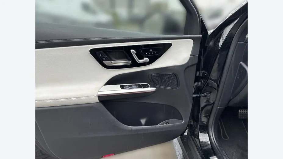 MERCEDES-BENZ GLC -
