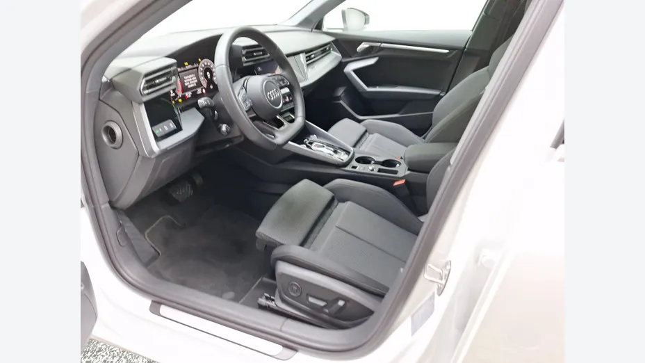 AUDI A3 Limousine -