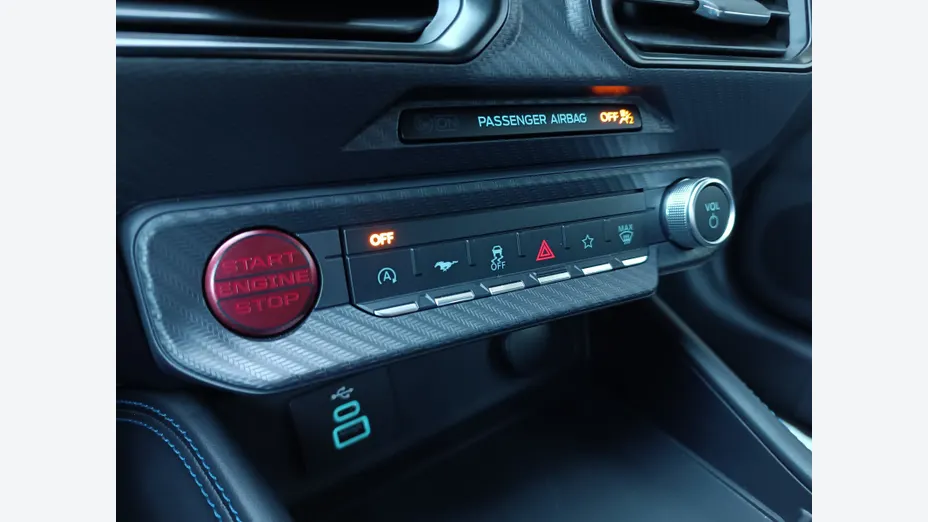 FORD Mustang Mustang 5.0 Ti-VCT V8 Dark Horse aut