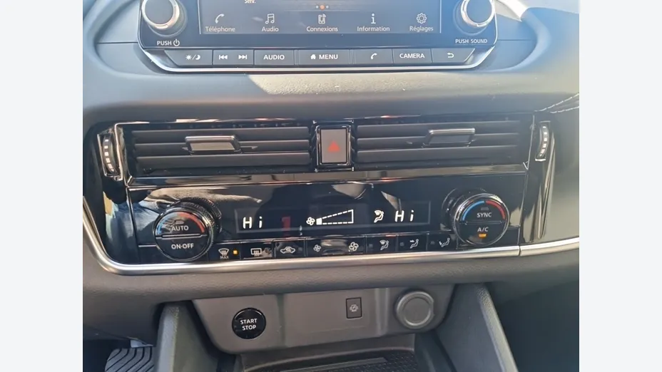NISSAN Qashqai -